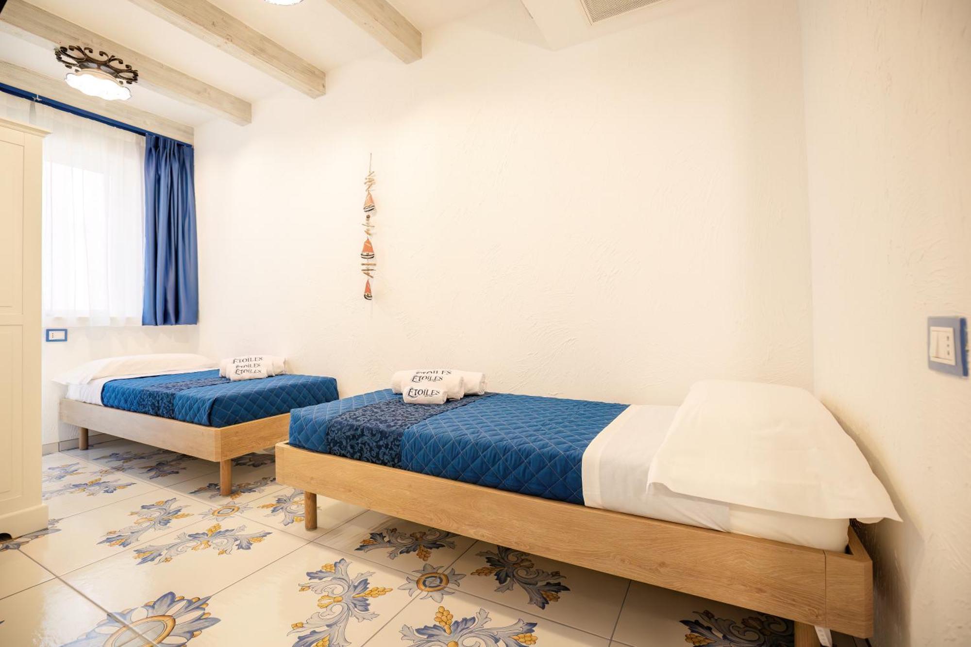 Etoiles Guest House Джоя-Тауро Экстерьер фото